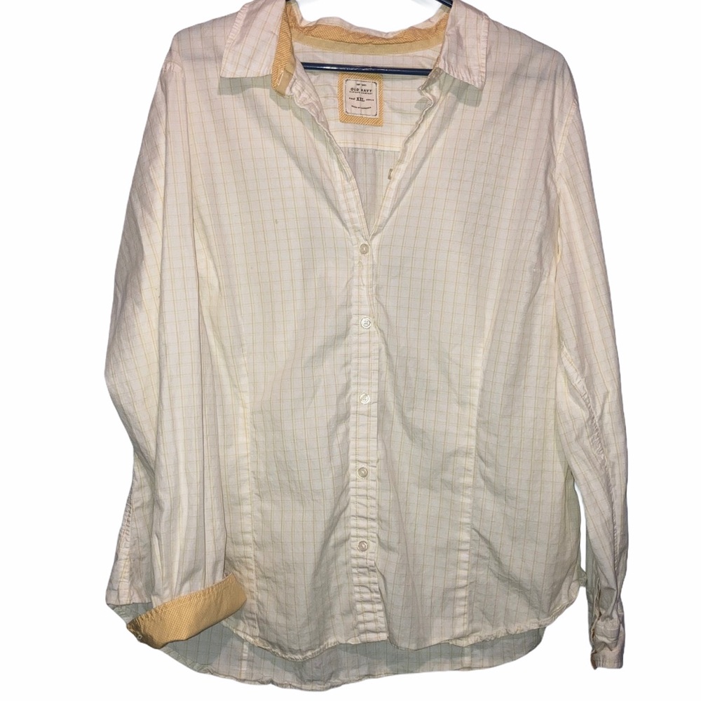 XXL Women’s Old Navy Button Up Shirt